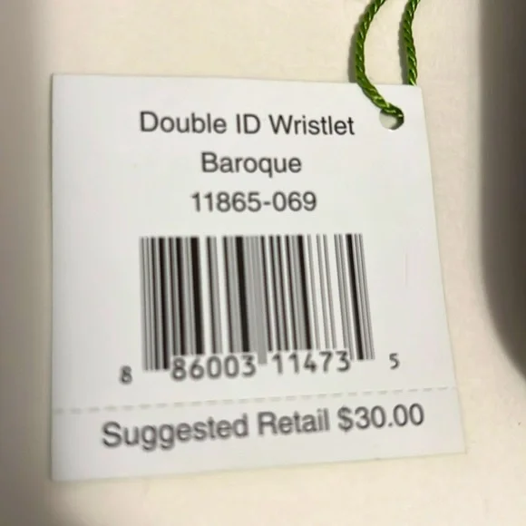 VERA BRADLEY DOUBLE ID WRISTLET - BAROQUE - Picture 6 of 6